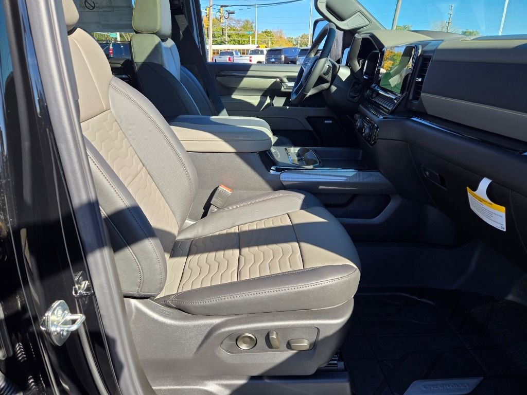 New 2026 Chevrolet Silverado 2500 ZR2 image 6