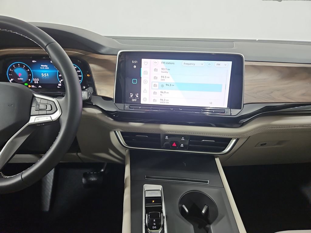 New 2026 Volkswagen Atlas SE image 17