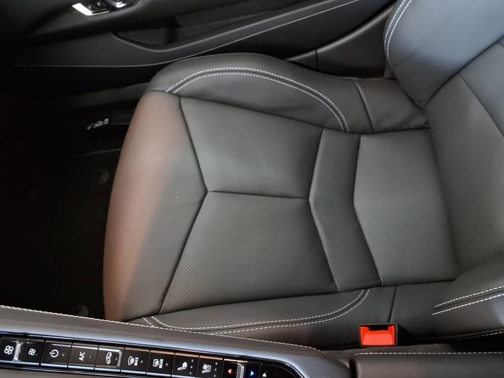 New 2025 Chevrolet Corvette Z06 w/ Z07 Performance Package image 17