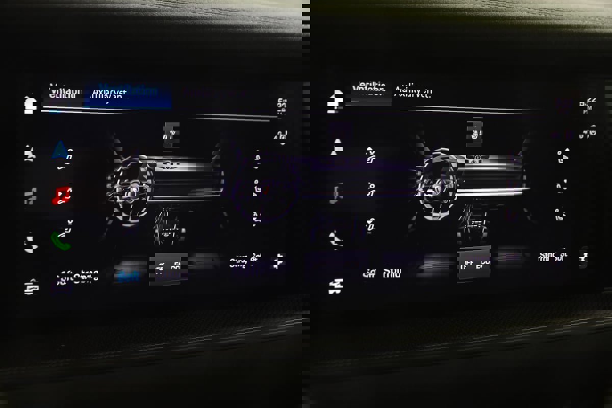 Used 2024 Porsche Cayenne Turbo GT image 48