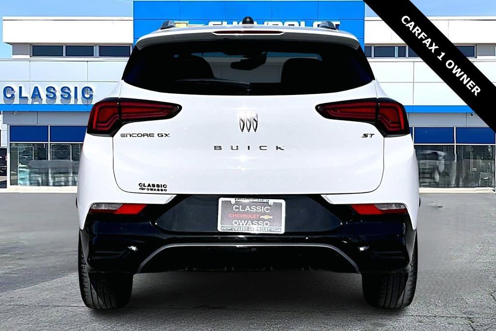 Used 2024 Buick Encore GX Sport Touring w/ Comfort Package image 6