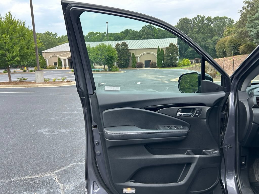Used 2020 Honda Pilot Elite image 62