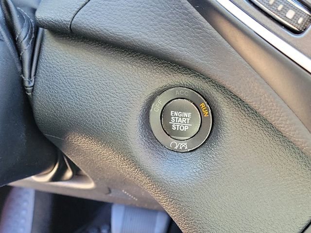 Used 2019 Jeep Cherokee Trailhawk w/ Cold Weather Group AWD/4WD image 14