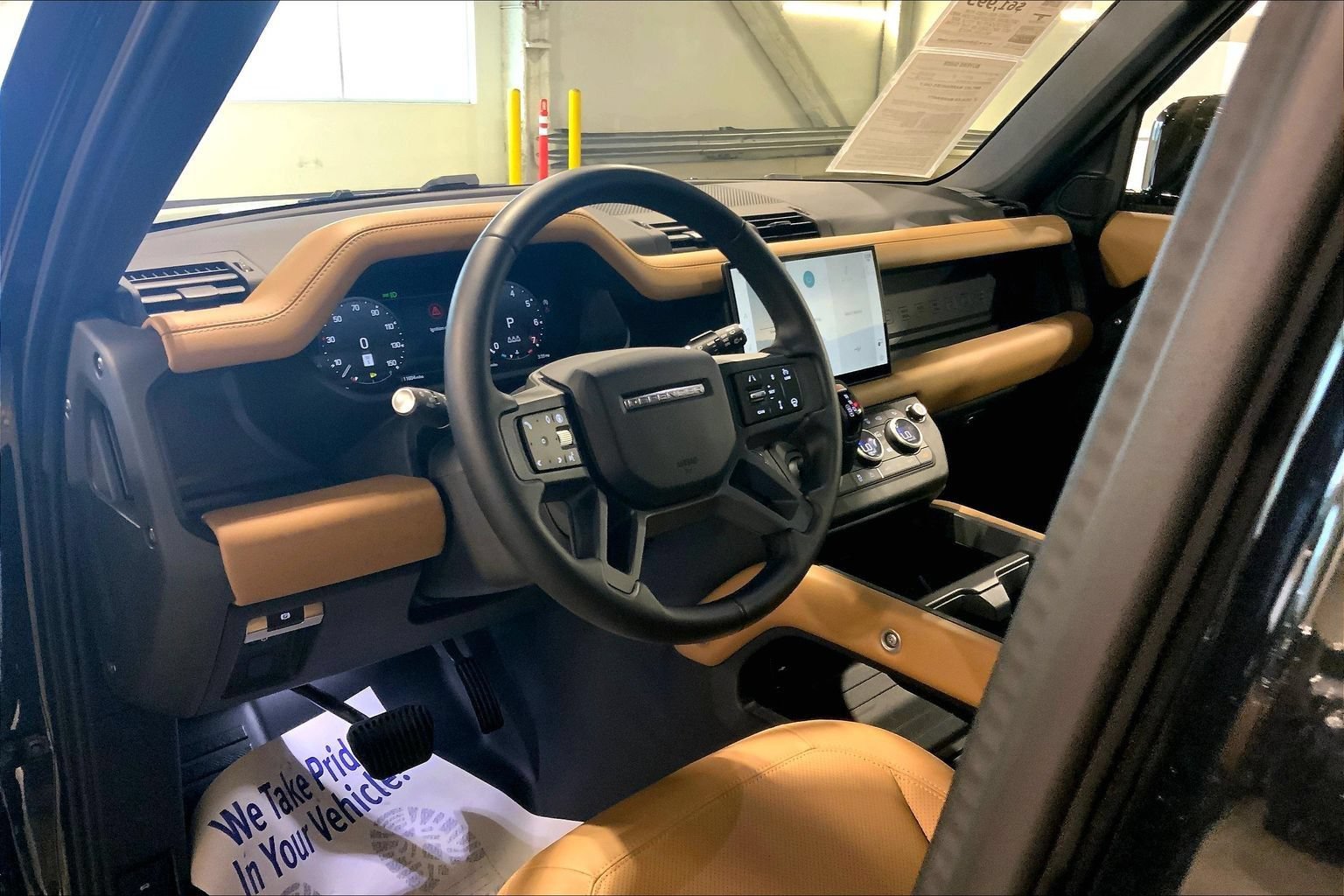 Certified 2025 Land Rover Defender 110 S AWD/4WD image 17