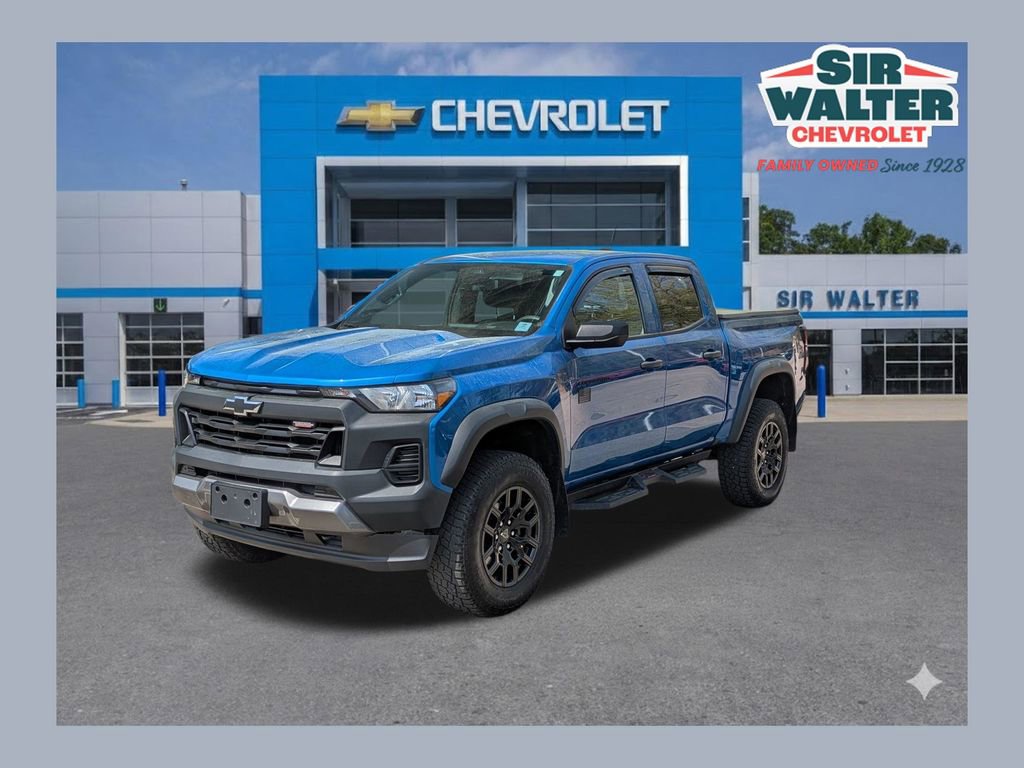 Used 2023 Chevrolet Colorado Trail Boss AWD/4WD image 1