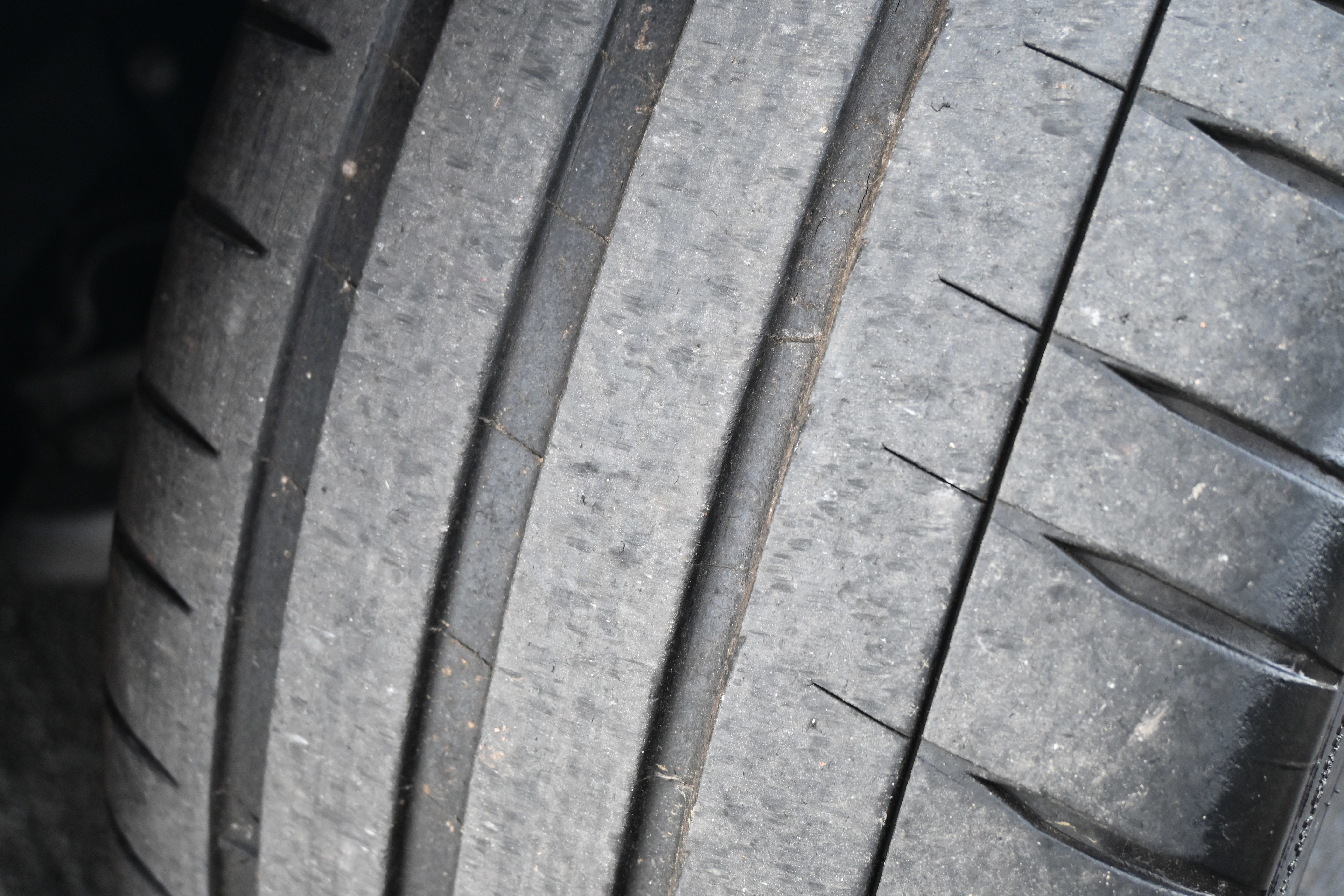 Used 2023 Chevrolet Corvette Stingray Premium Conv w/ Z51 Performance Package image 26