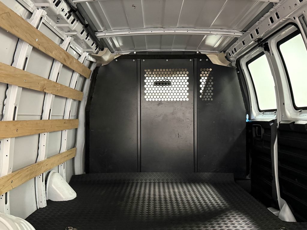 Used 2024 GMC Savana 2500 w/ Driver Convenience Package image 82