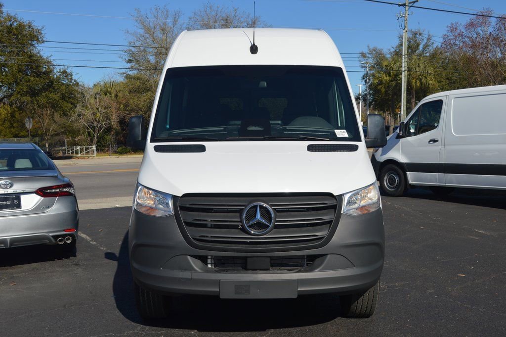 Used 2025 Mercedes-Benz Sprinter 2500 image 7