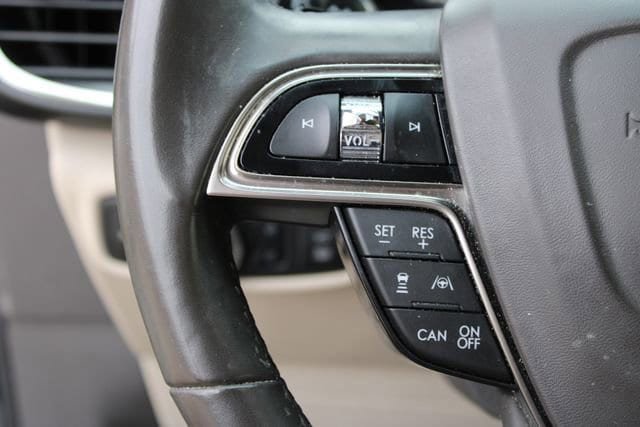 Used 2019 Lincoln Nautilus Reserve image 14