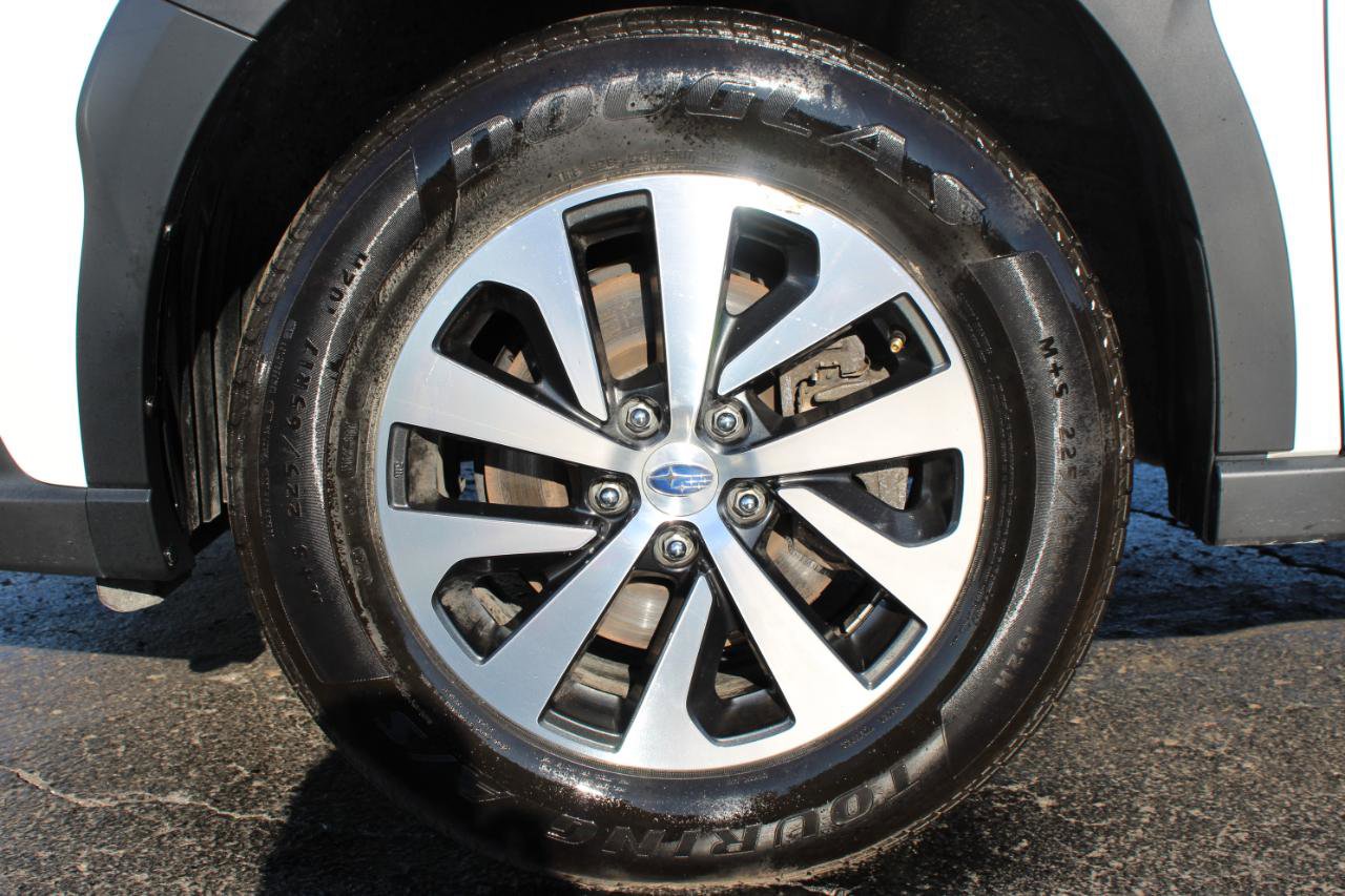 Used 2024 Subaru Outback Premium AWD/4WD image 46