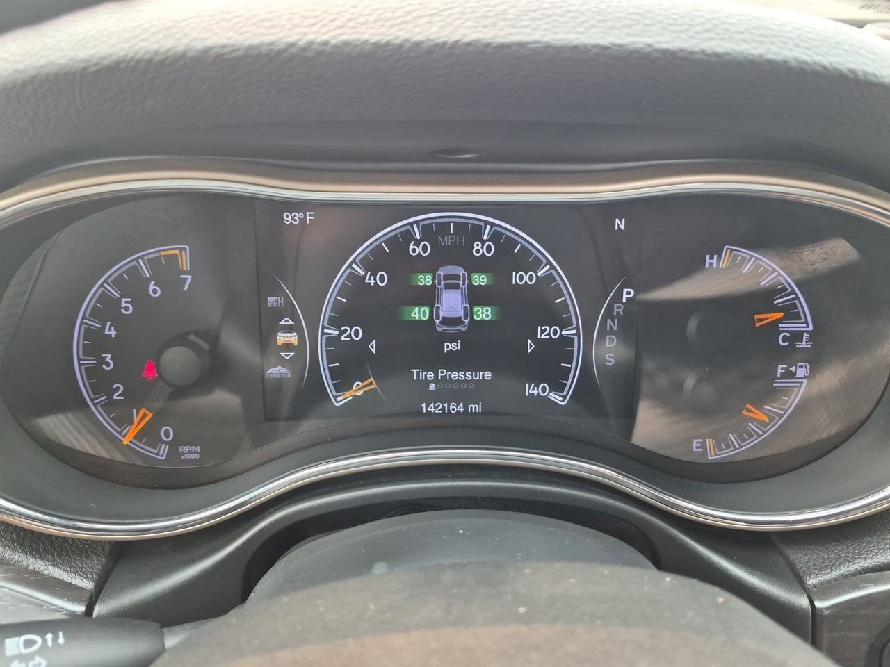 Used 2014 Jeep Grand Cherokee Limited AWD/4WD image 14