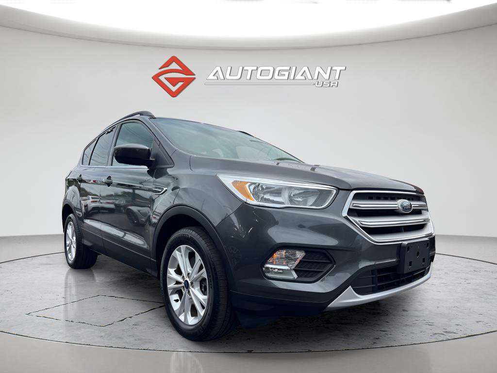 Used 2018 Ford Escape SE image 11