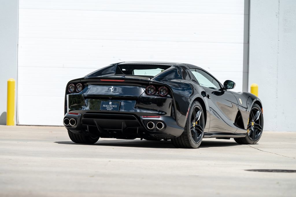 Used 2022 Ferrari 812 GTS RWD image 23