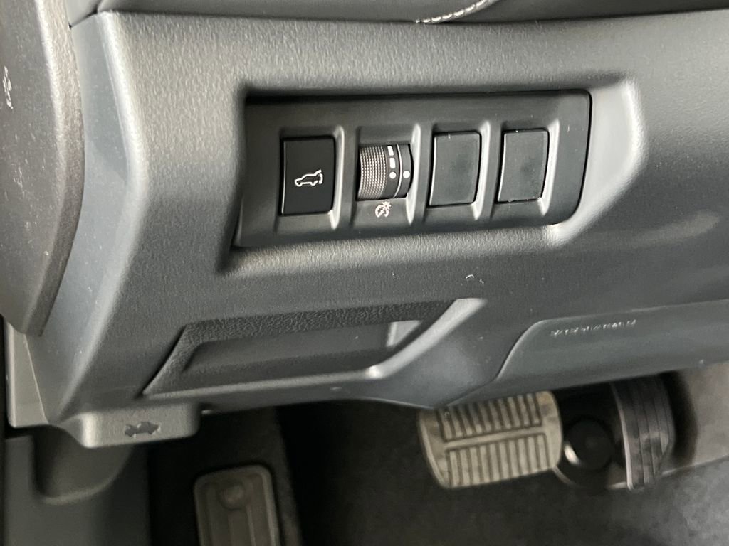 New 2026 Subaru Outback Touring XT image 36