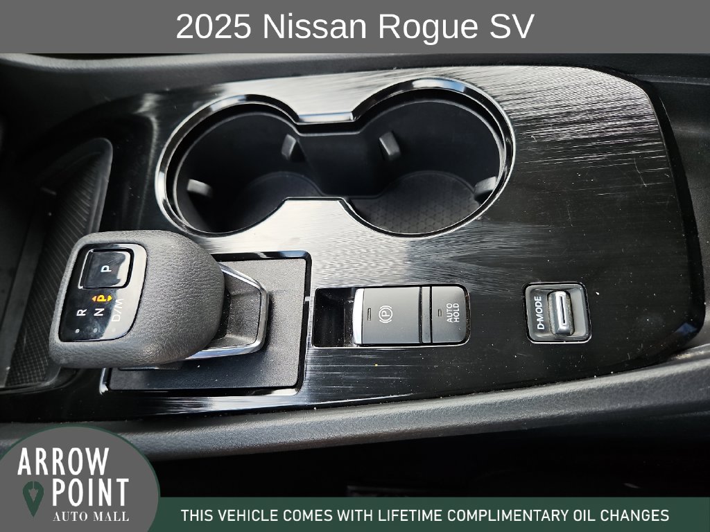 Used 2025 Nissan Rogue SV FWD image 28