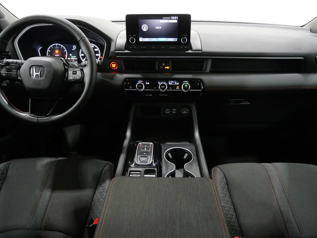 Used 2024 Honda Pilot Sport image 10