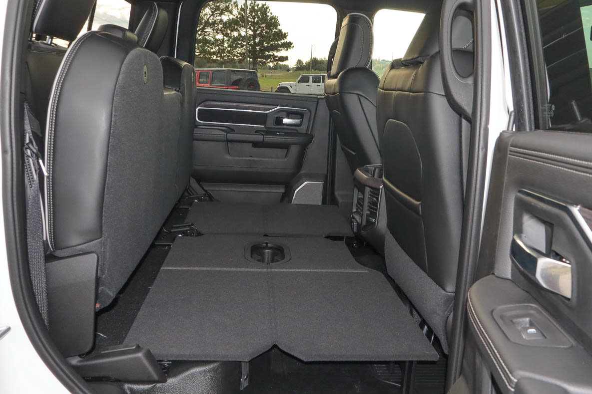 New 2027 RAM 5500 4x4 Crew Cab w/ Laramie Trim Package image 16