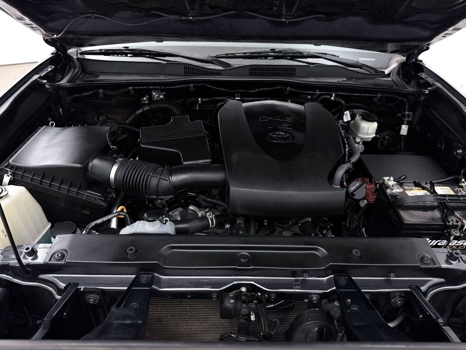 Used 2021 Toyota Tacoma TRD Sport w/ Technology Package RWD image 8