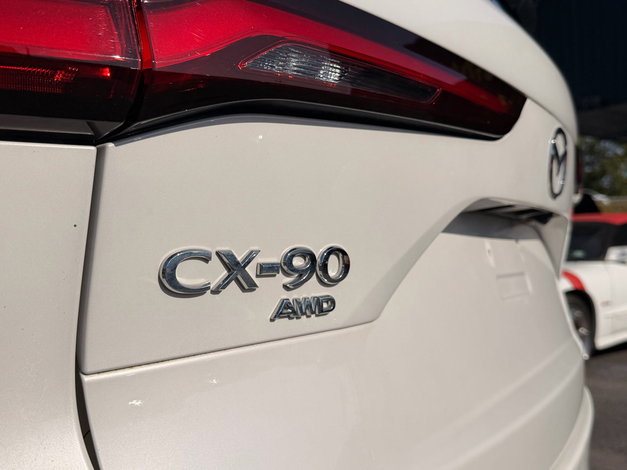 Used 2024 MAZDA CX-90 Plug-In Hybrid w/ Preferred image 11