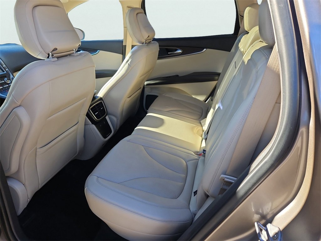 Used 2020 Lincoln Nautilus Reserve image 37