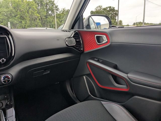 Used 2024 Kia Soul GT-Line FWD image 16