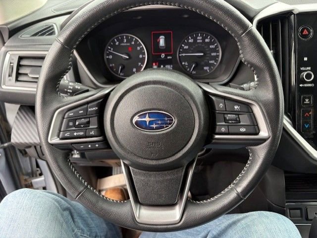 Used 2023 Subaru Ascent Premium w/ Convenience Package image 12