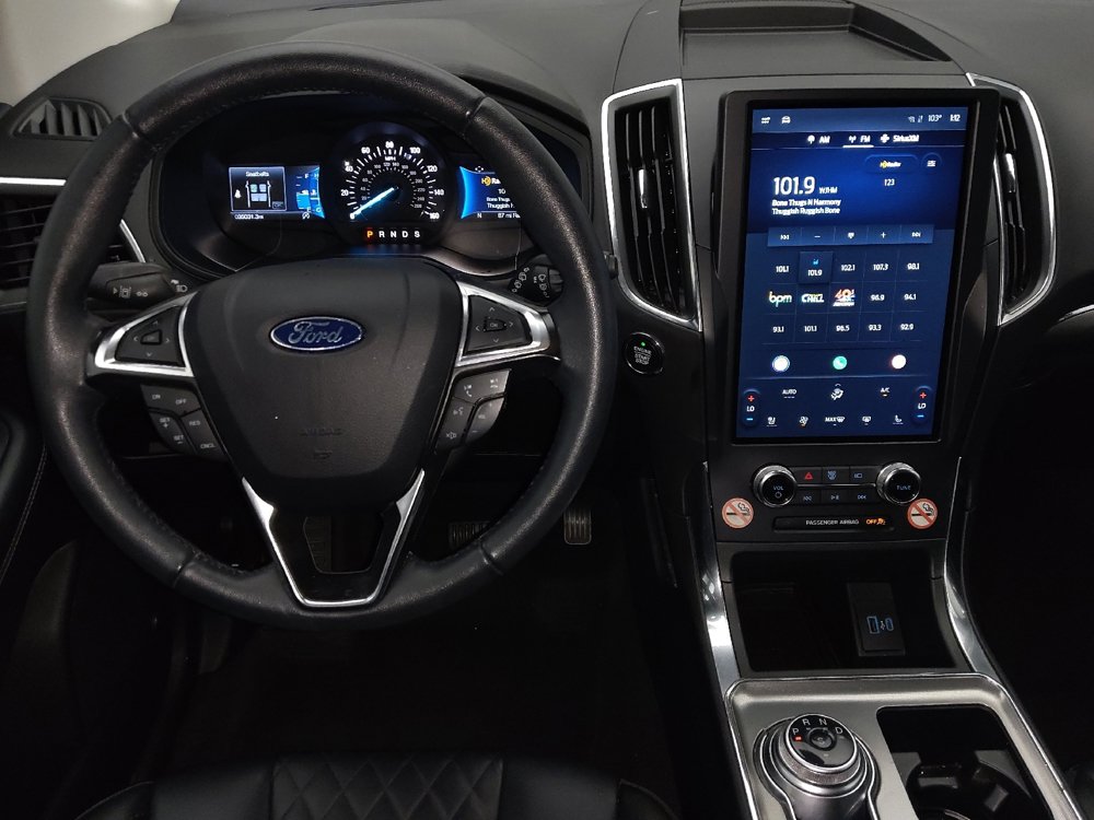 Used 2024 Ford Edge Titanium image 22