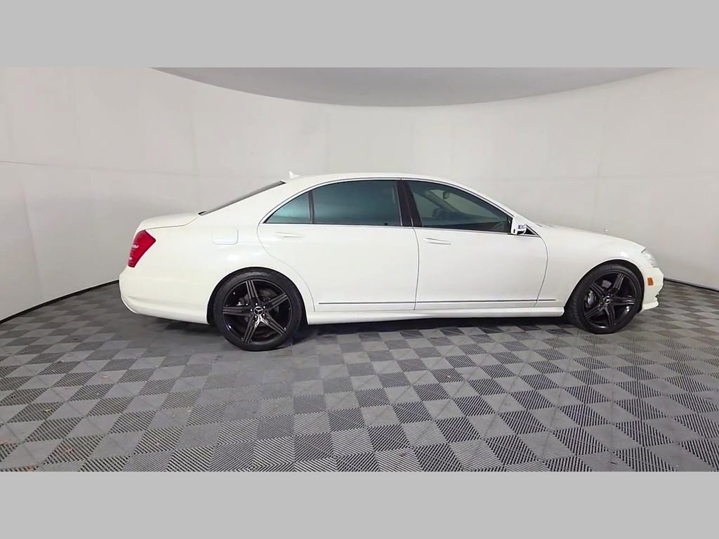 Used 2011 Mercedes-Benz S 550 4MATIC image 36