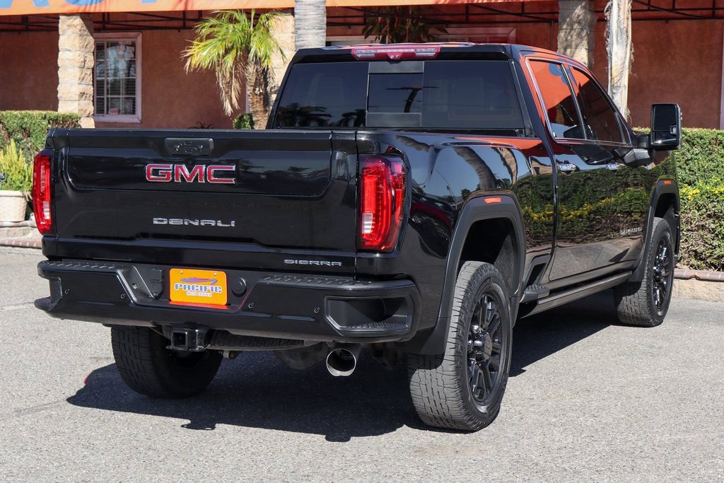 Used 2023 GMC Sierra 3500 Denali w/ Denali Black Diamond Edition image 11