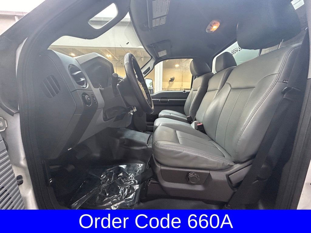 Used 2016 Ford F550 2WD Regular Cab Super Duty image 10
