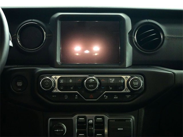 Used 2021 Jeep Wrangler Unlimited Sahara image 7