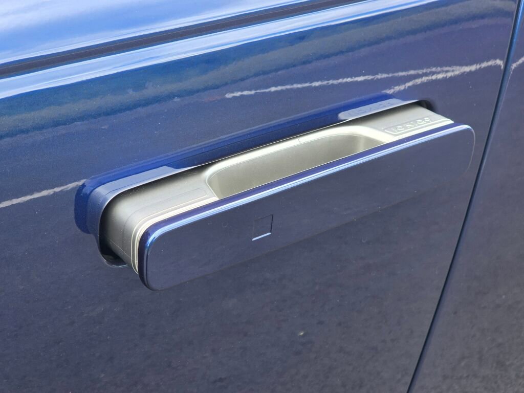 New 2026 Hyundai Ioniq 9 S image 12