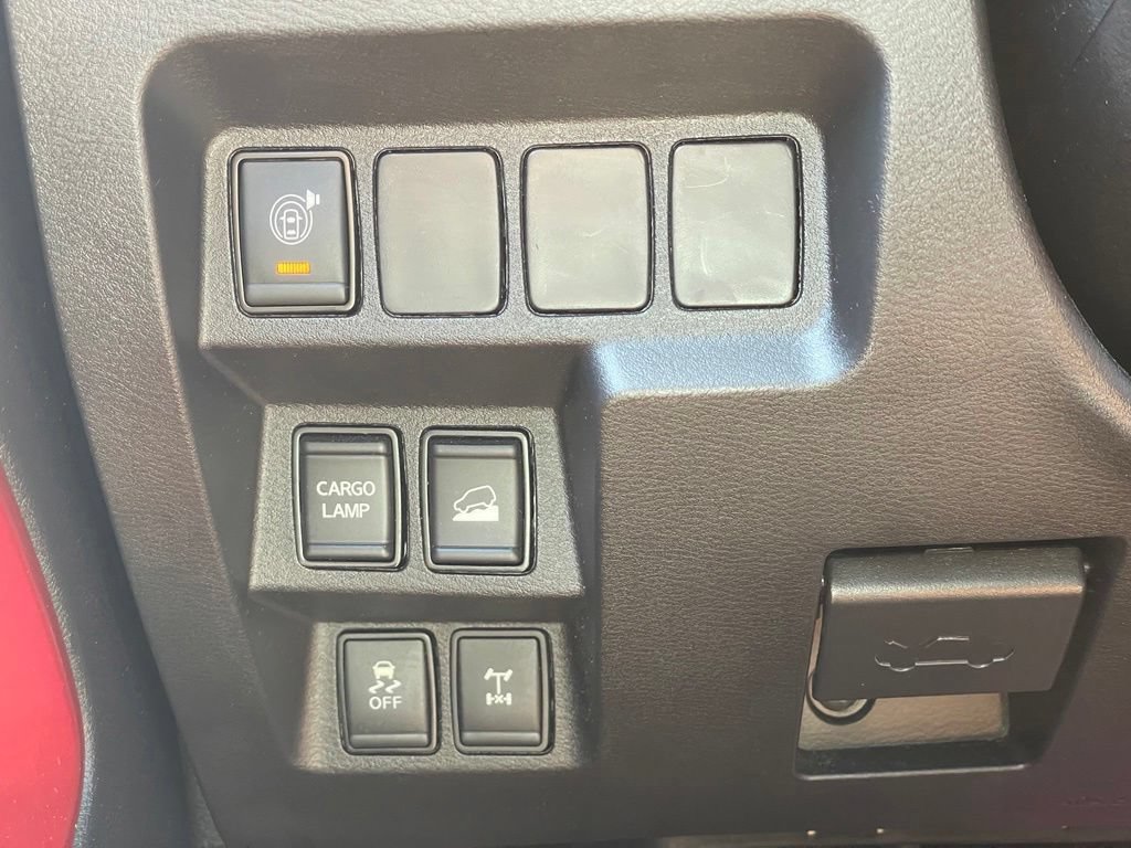 Certified 2024 Nissan Frontier PRO-4X w/ Technology Package AWD/4WD image 11