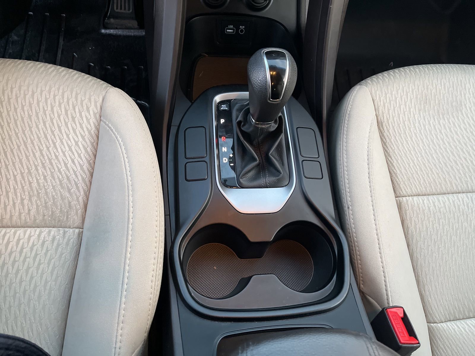 Used 2017 Hyundai Santa Fe Sport image 31