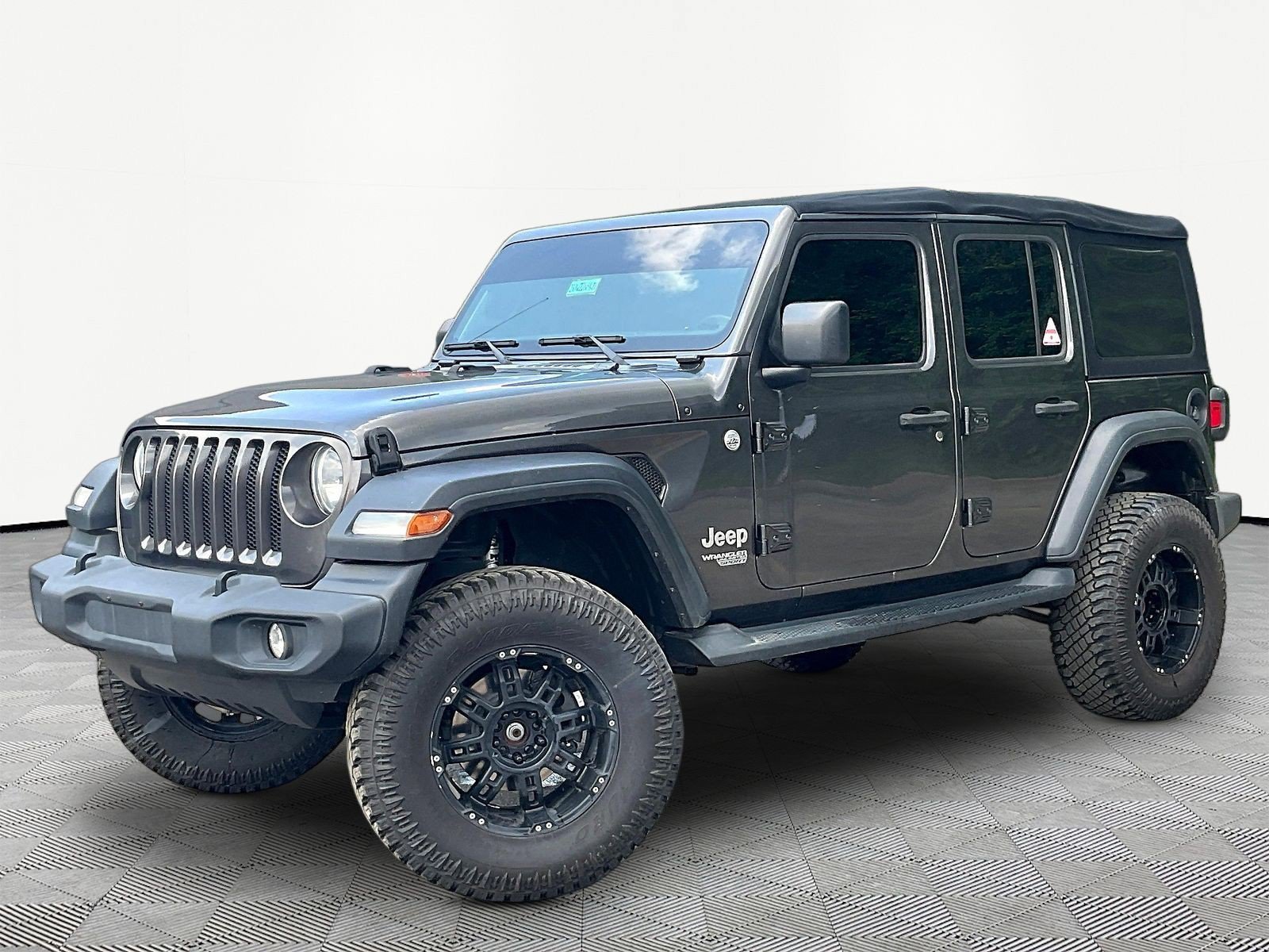 Used 2018 Jeep Wrangler Unlimited Sport S