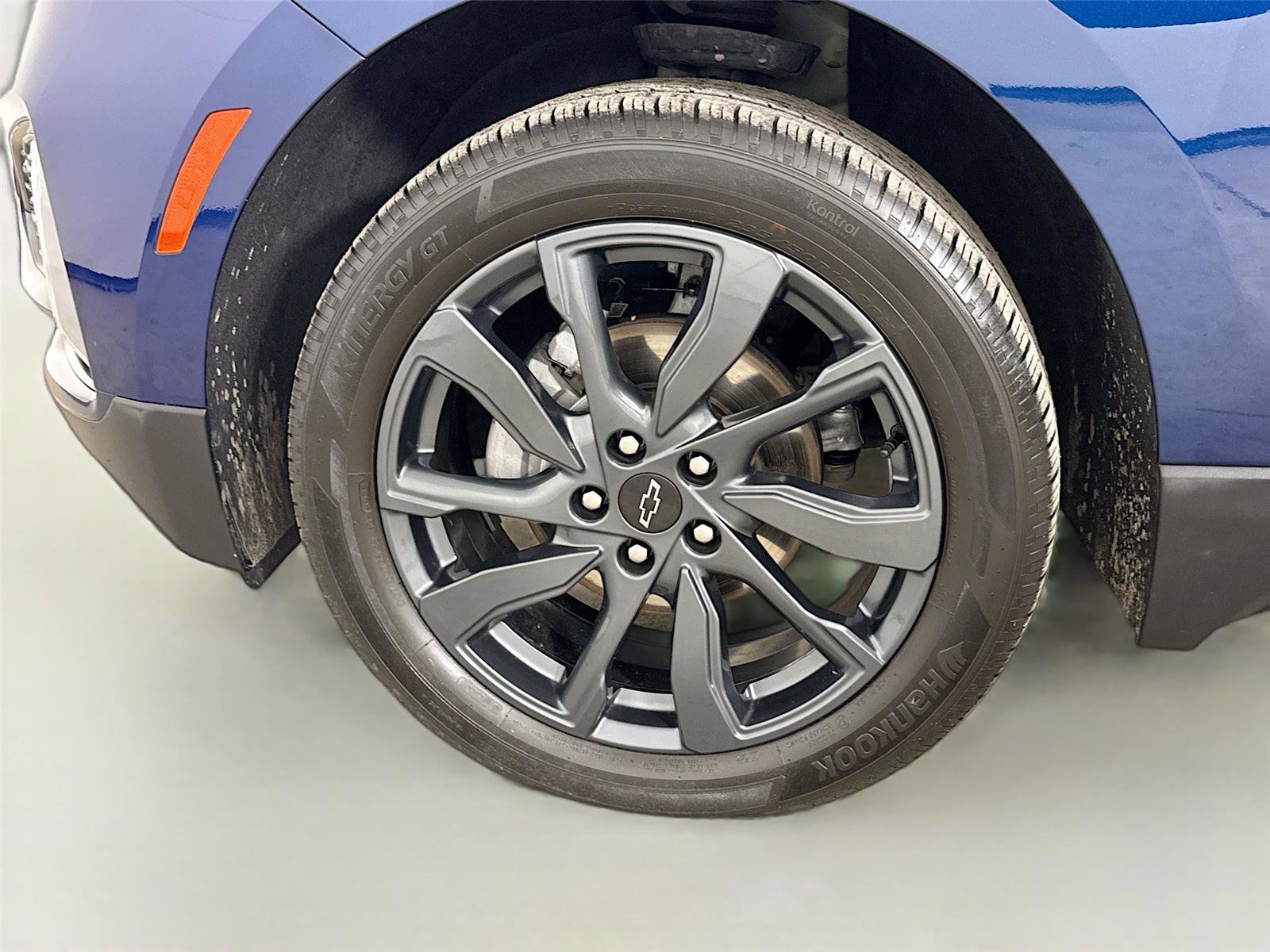 Used 2023 Chevrolet Equinox RS image 30