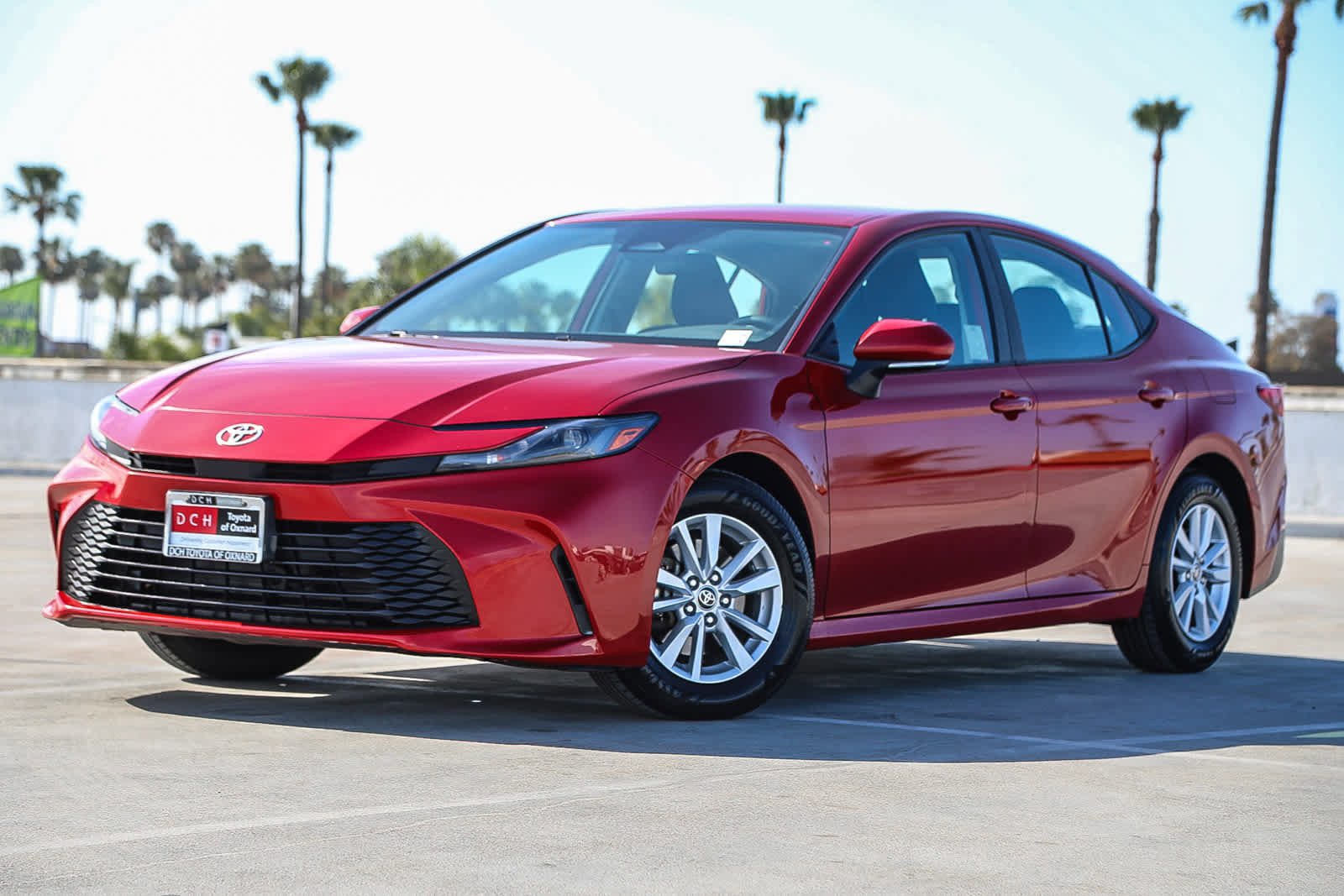 Certified 2025 Toyota Camry LE image 1