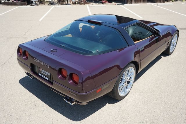 Used 1992 Chevrolet Corvette ZR-1 RWD image 11