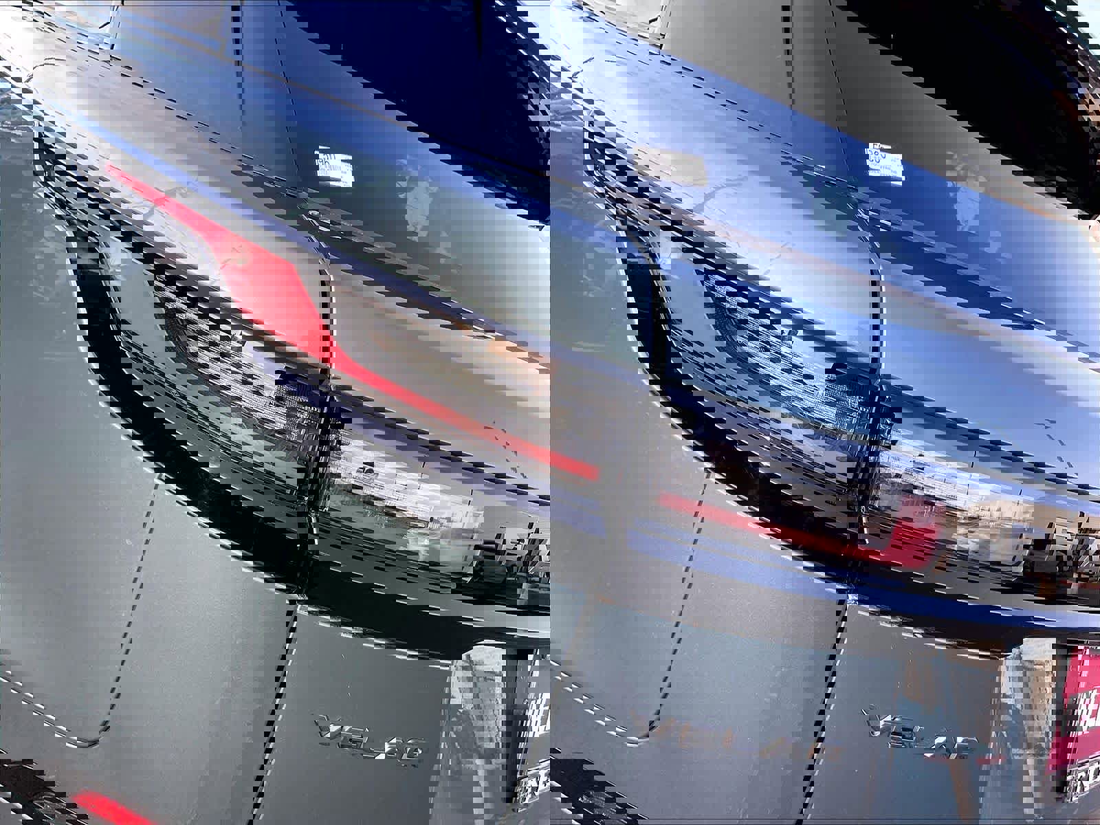 New 2026 Land Rover Range Rover Velar Dynamic SE image 25