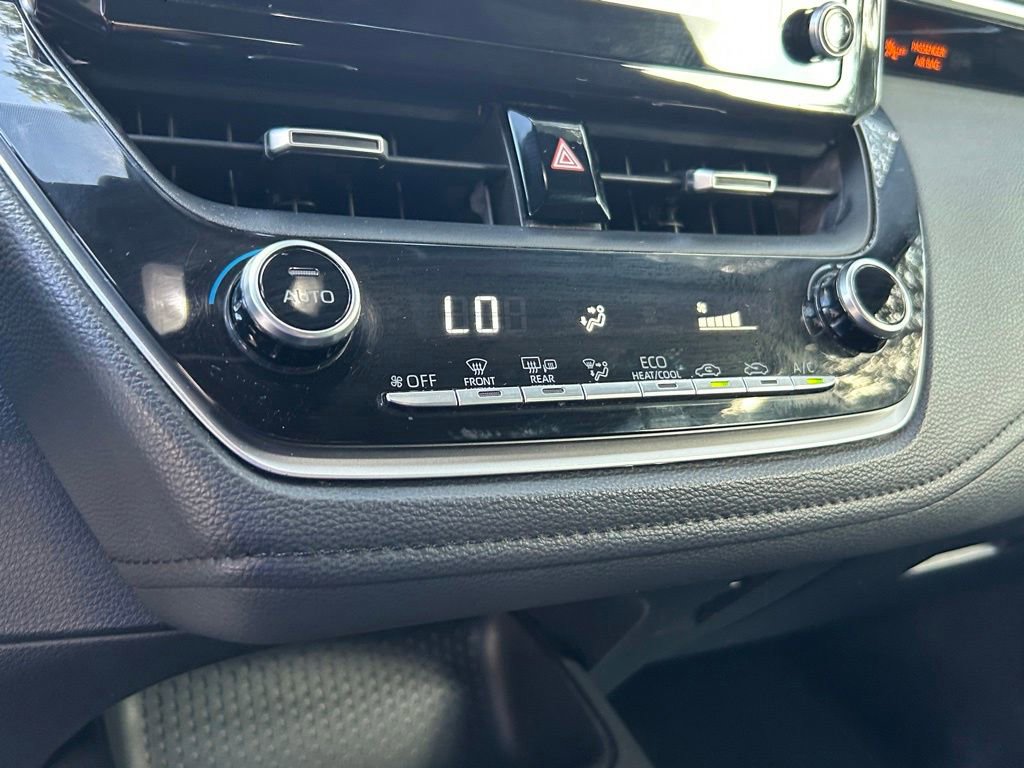 Used 2021 Toyota Corolla SE FWD image 31