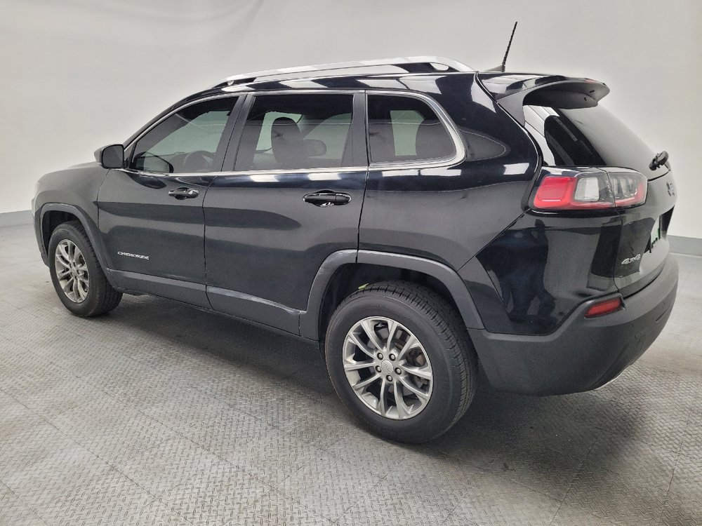 Used 2019 Jeep Cherokee Latitude Plus w/ Cold Weather Group AWD/4WD image 3