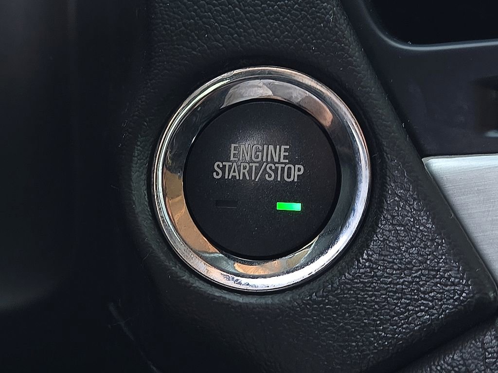 Used 2020 GMC Yukon XL SLT w/ Premium Edition RWD image 17