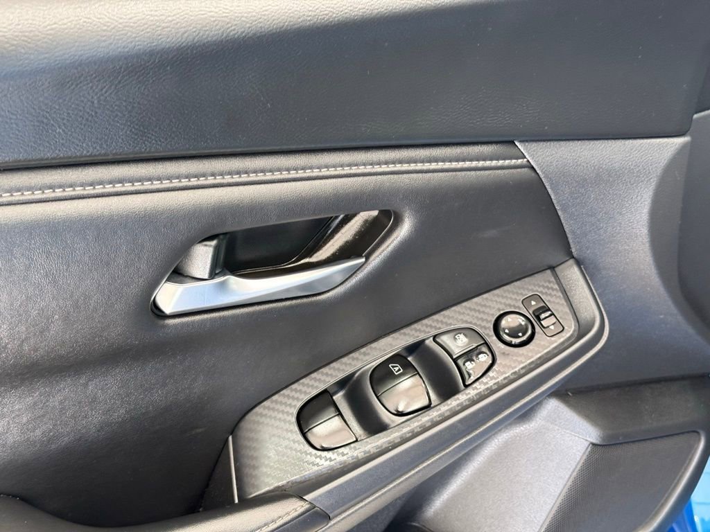Used 2023 Nissan Sentra SV FWD image 14