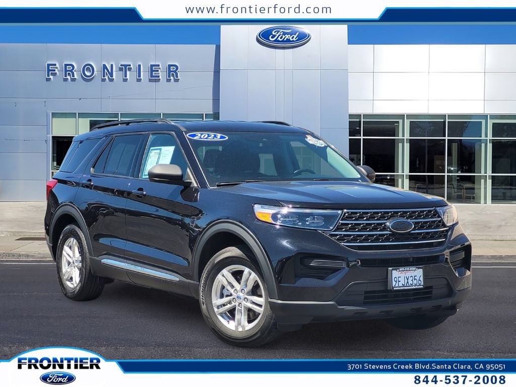 Used 2023 Ford Explorer XLT RWD video 1