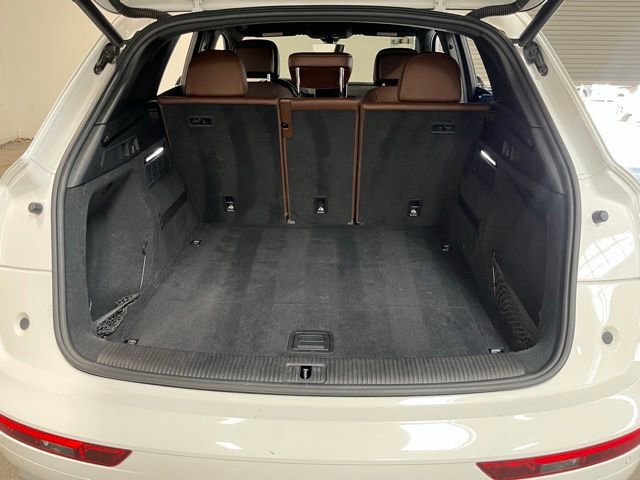 Used 2018 Audi Q5 2.0T Premium Plus w/ Premium Plus Package AWD/4WD image 16