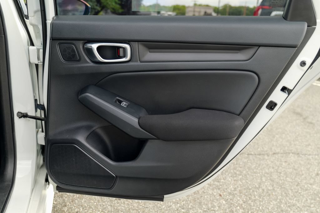 Used 2023 Honda Civic Sport image 28