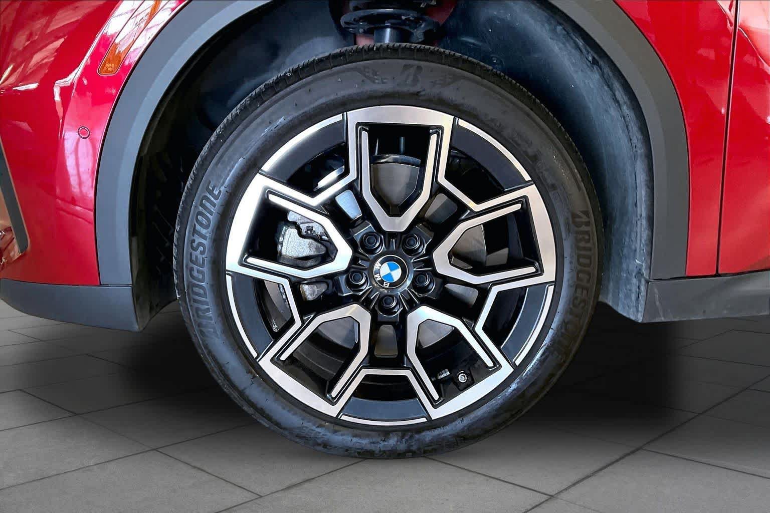 Used 2026 BMW X2 xDrive28i AWD/4WD image 10