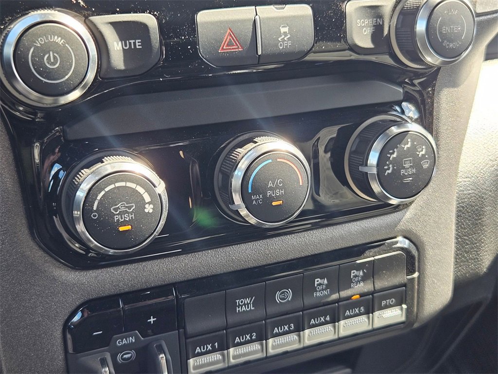 New 2025 RAM 5500 Tradesman image 25