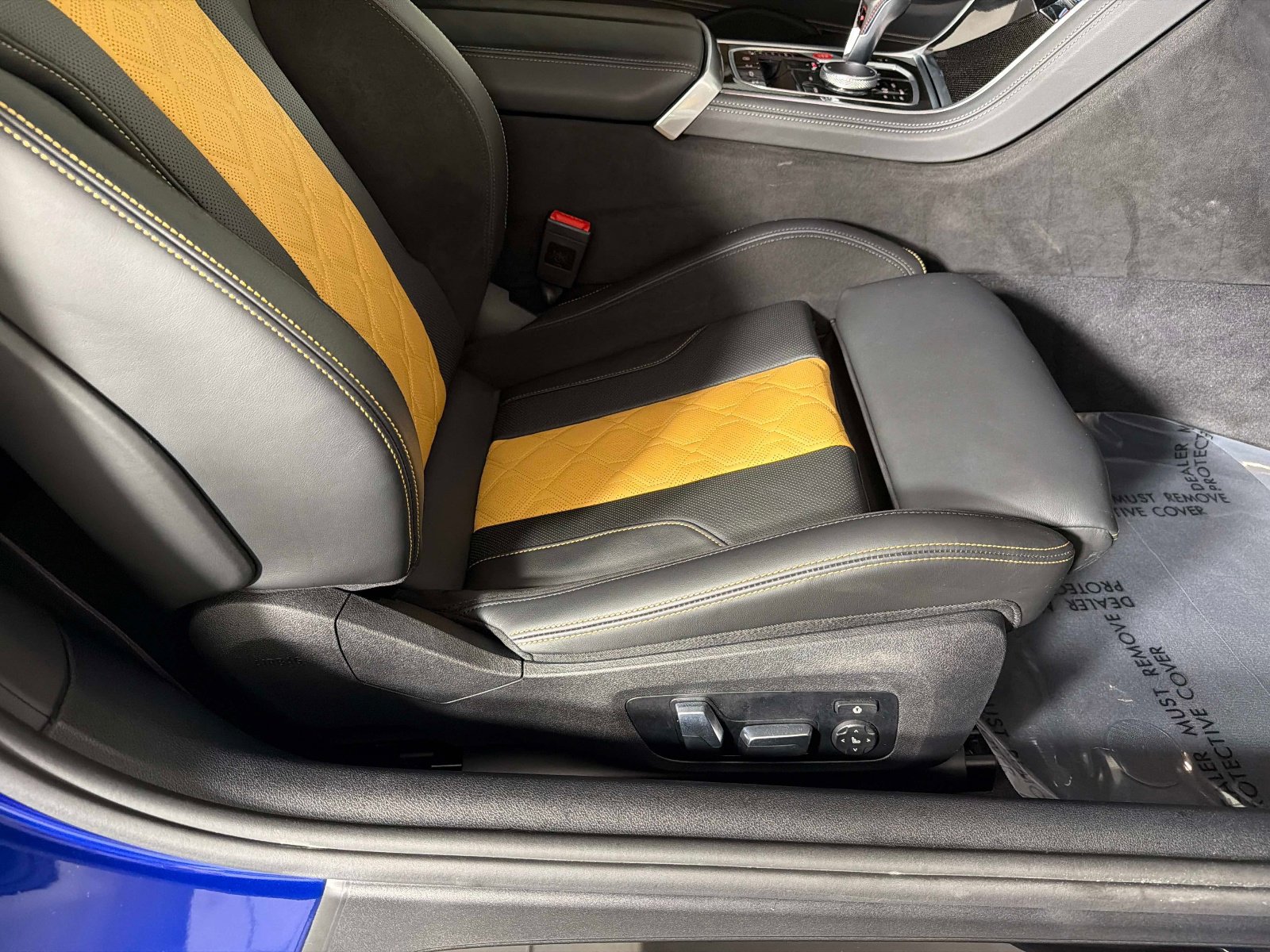 Used 2024 BMW M8 Competition image 24