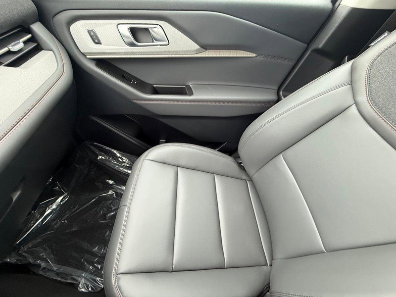 New 2026 Ford Explorer Active image 23